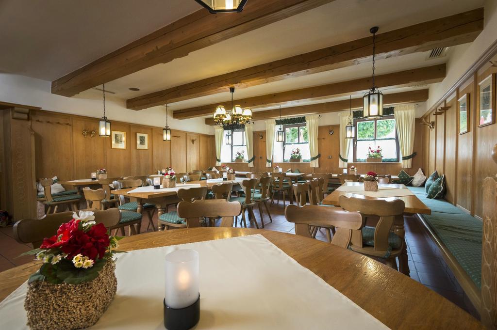 Gasthaus Glaser บาดฟึสซิง ภายนอก รูปภาพ
